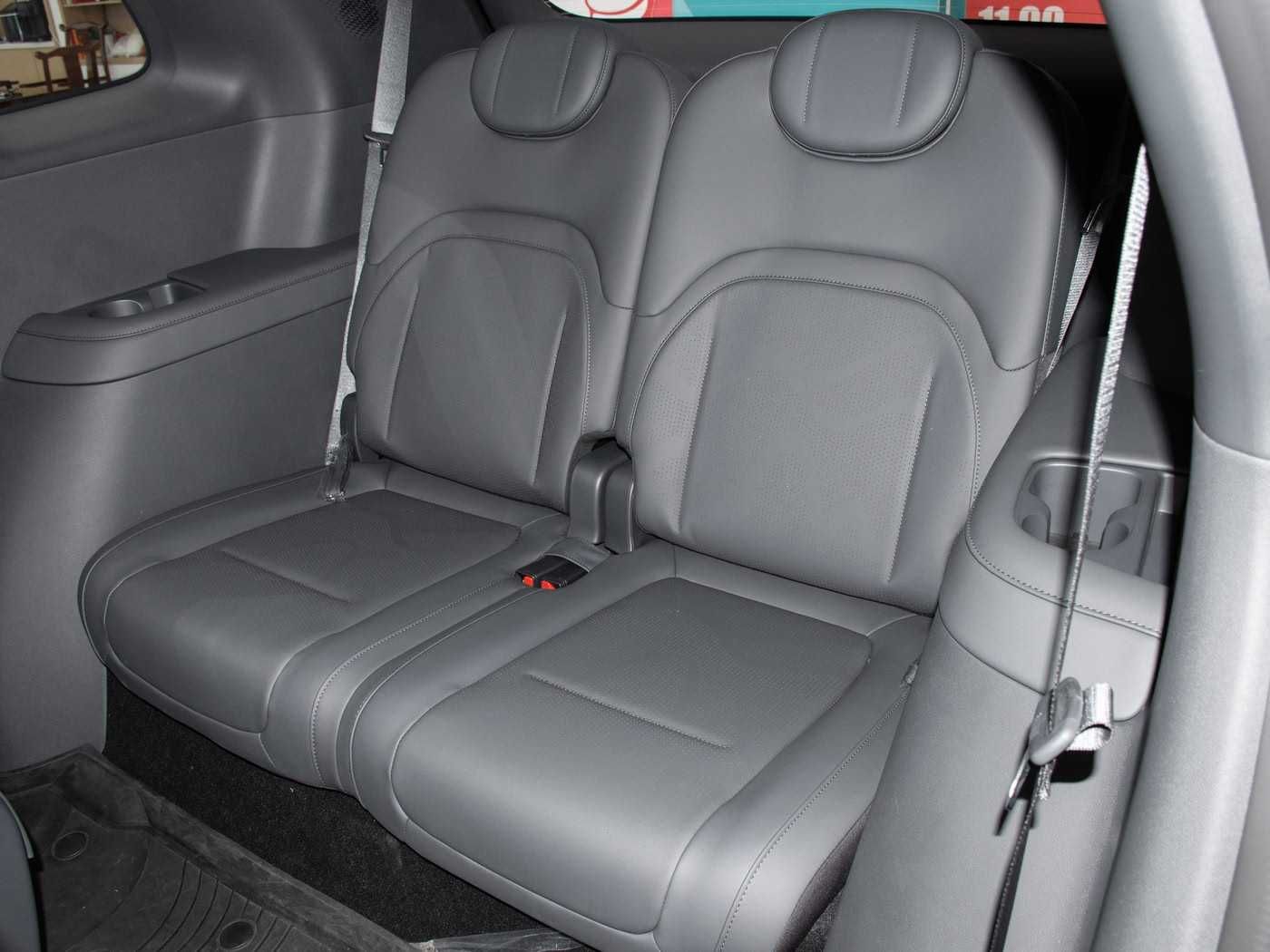 Dongfeng Yipai 008 стоит всего 22 450 долларов.