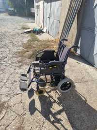 Căruț electric pentru persoane cu dizabilități