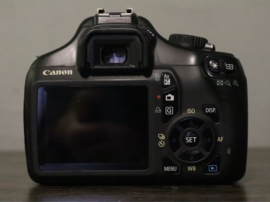 Canon EOS 1100d + Аксесоари