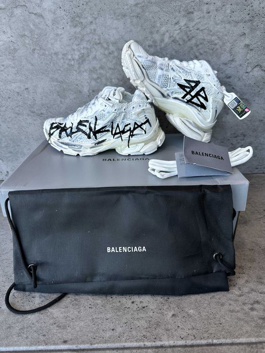 Обувки BALENCIAGA Runner Unisex