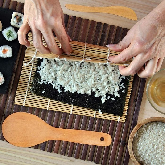 Комплект за суши , бамбуков комплект за приготвяне на суши
