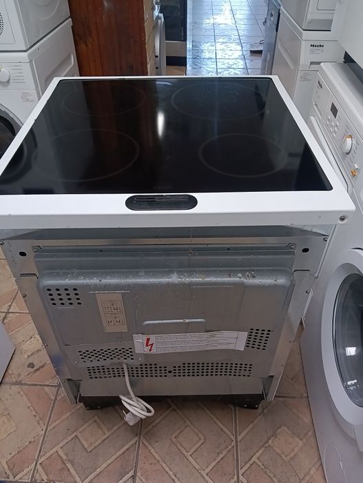 Свободно стояща печка с керамичен плот VOSS Electrolux 2годиниГаранция