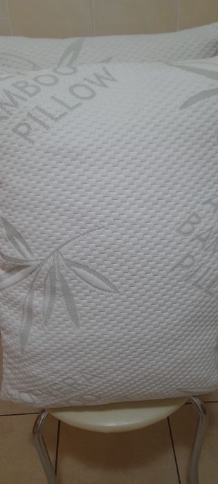 Perne decorative noi(50 lei/bucata).