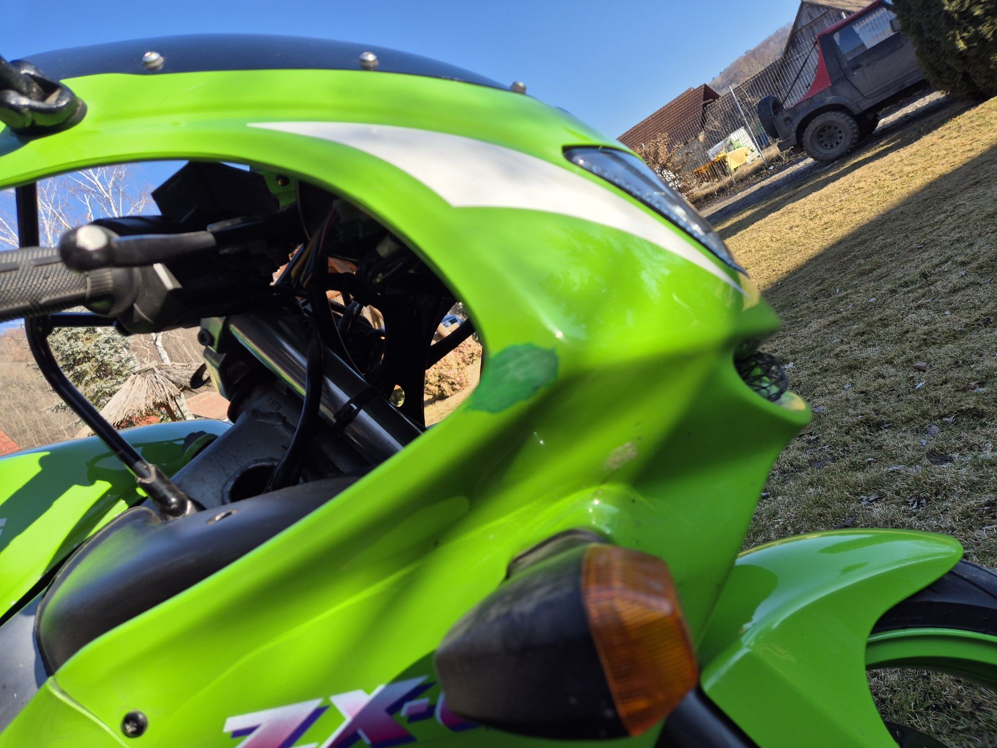 Kawasaki ninja zx6r