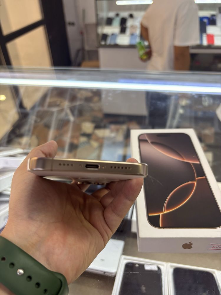 iPhone 16 Pro Max 256 gb desert