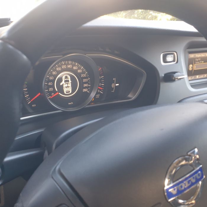 Vand volvo v40 an 2012
