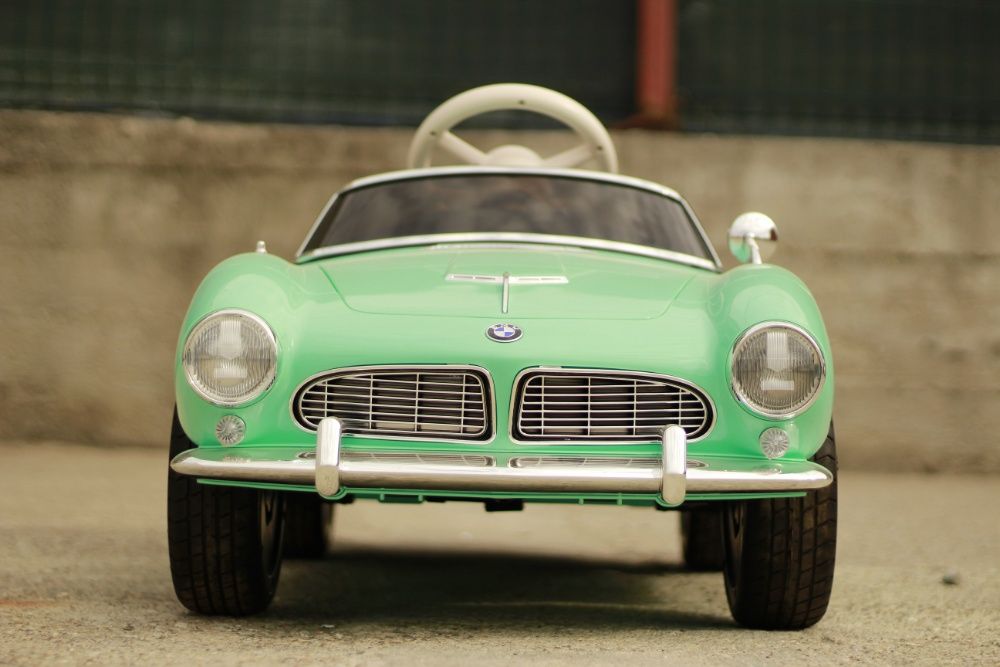 Masinuta electrica pentru copii BMW 507 Oldtimer, Scaun tapitat #Verde