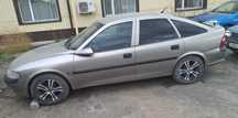 Машина Opel Vektra B