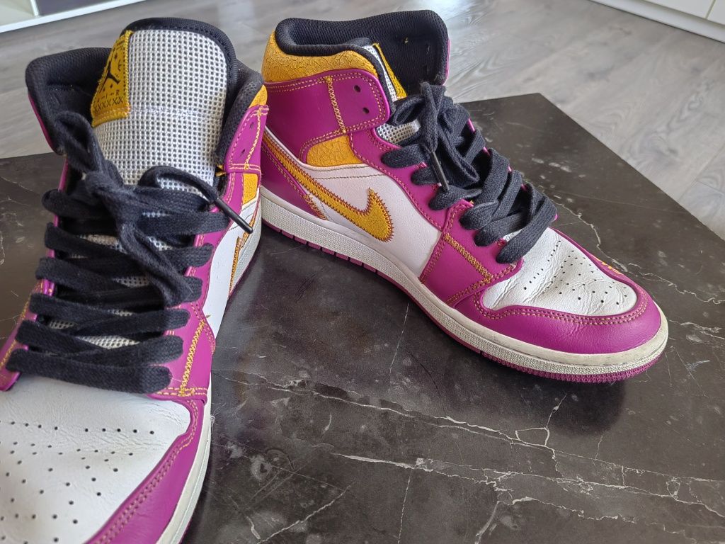 Nike Air Jordan 1 Mid Para Mi Familia