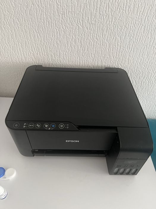 Продам принтер( сканер, копирование ,цветная и черно-белая печать