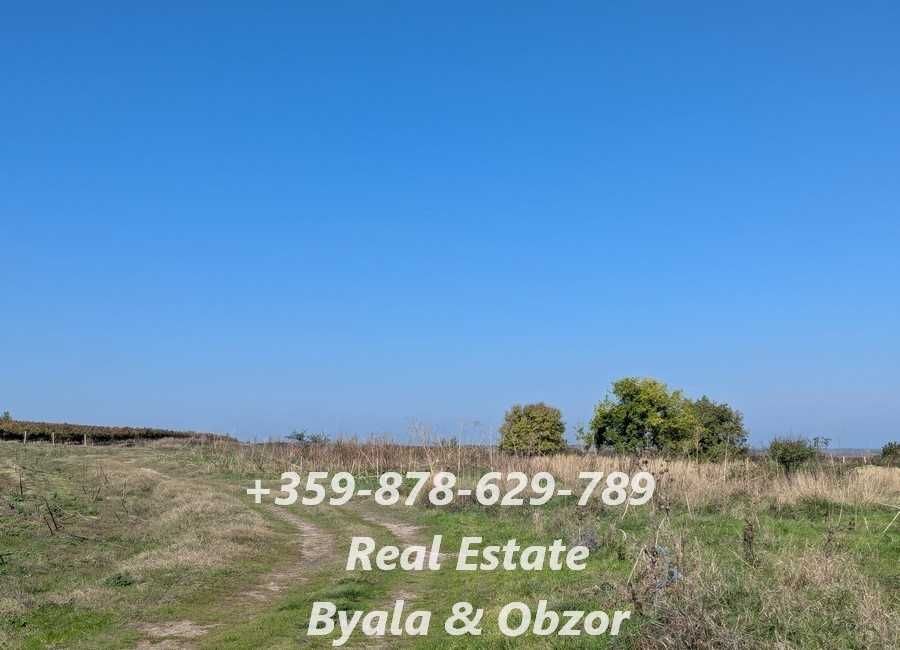 За продажба земеделска земя в местност МИХАЛ ЕЛАДА, гр.Бял