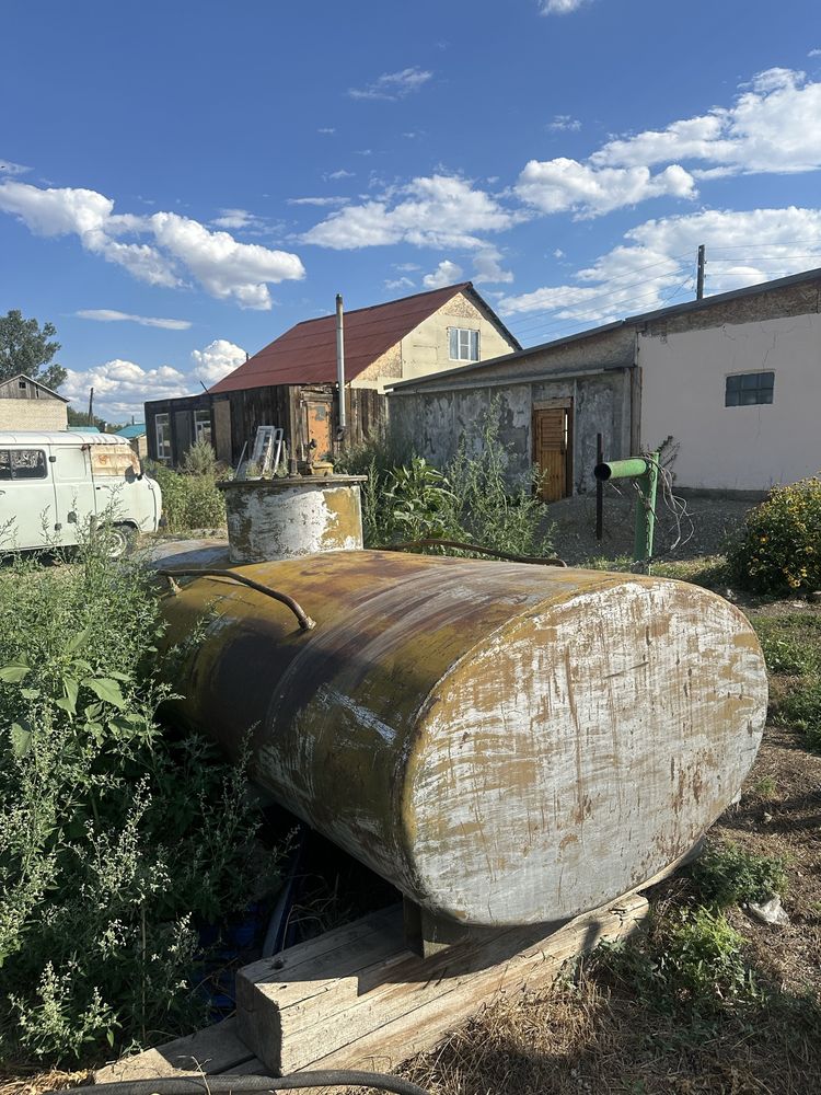 продается цистерна