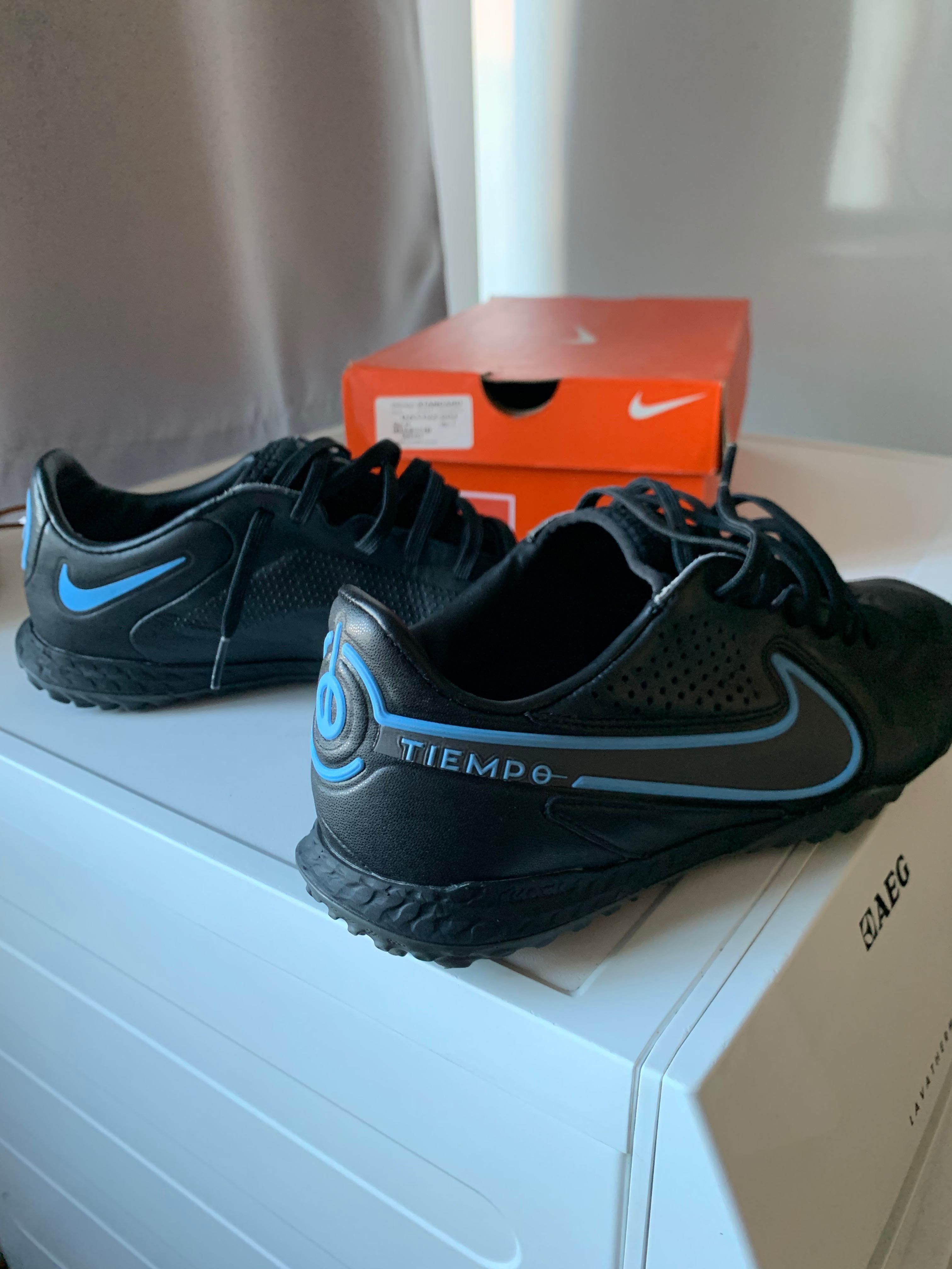 Футболни обувки  Nike react Tiempo PRO 9