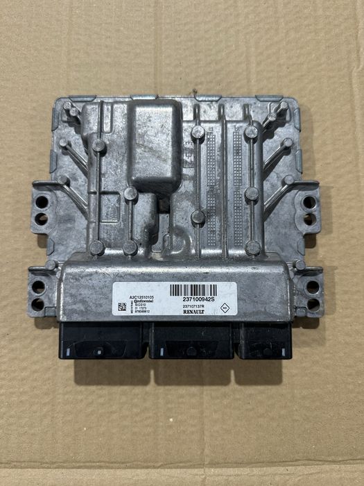 Calculator motor / Ecu Renault Kadjar 1.5DCI : 237100942S