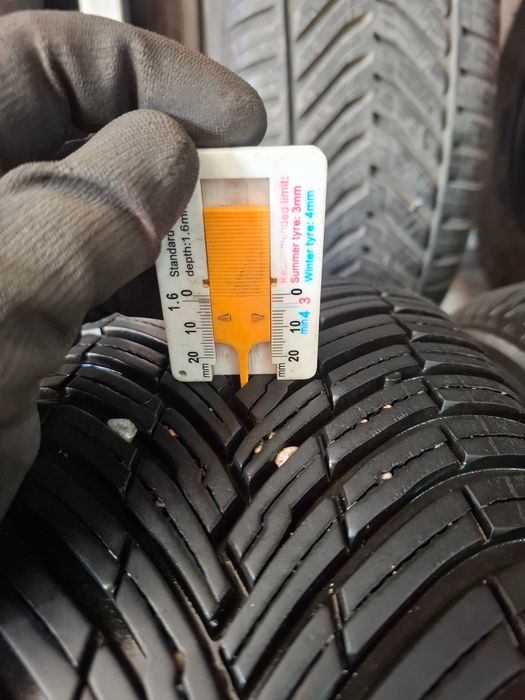 4 Всесезонни гуми Пирели 215/65/16 ДОТ24 7мм (безплатно поставяне)