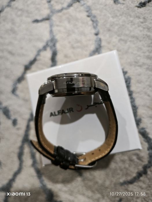 Alfajr erkaklar soati sotiladi