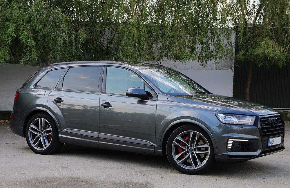Audi Q7 3.0 d. plug-in-hibrid Sline