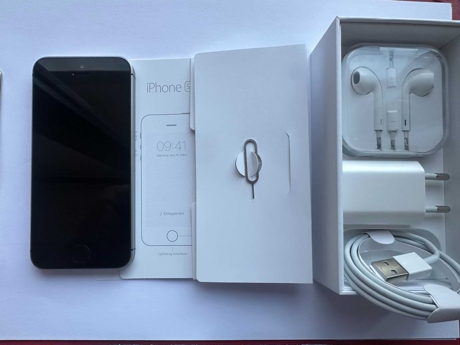 КАТО НОВ !!! iPhone SE - ЧЕРЕН - 16GB - Фабрично Отключен