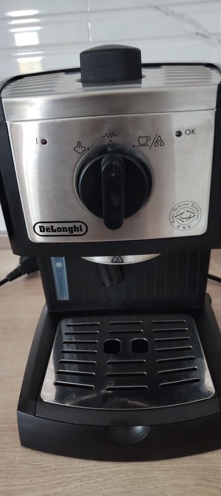 Кафемашина DeLonghi!
