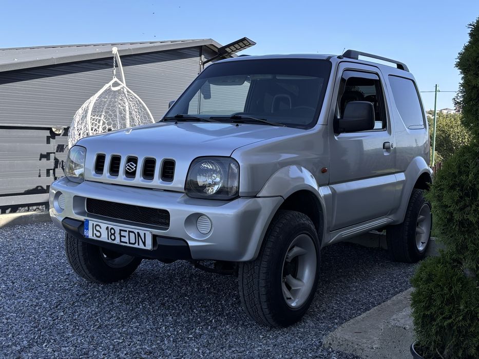 Suzuki jimny 4x4 cu reductor la maneta , 2006 aer conditionat