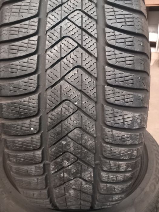 Anvelope de iarna 245 45 19  dot 2023 și 2022