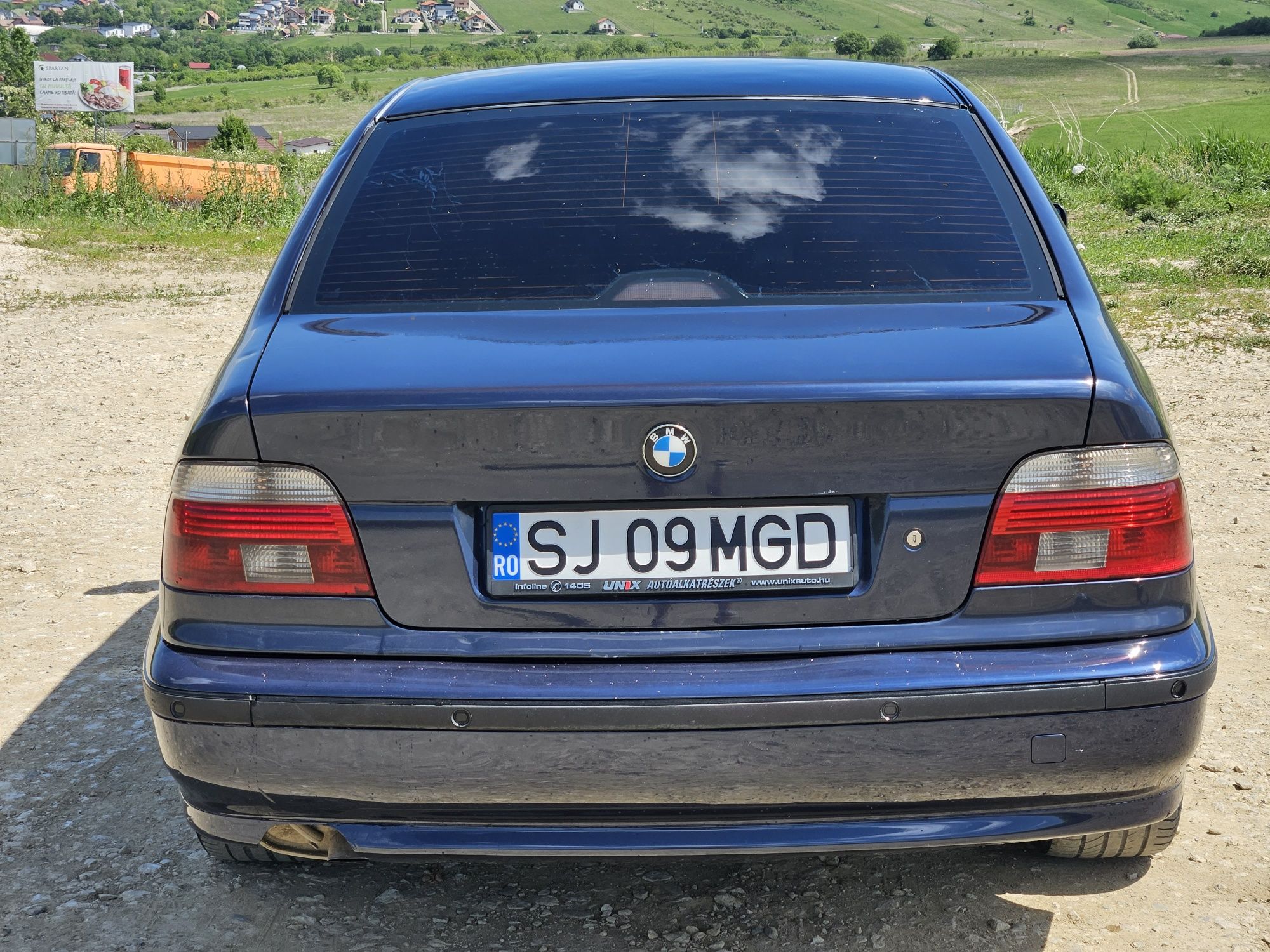 Vând BMW Seria 5 E39 2.5 diesel