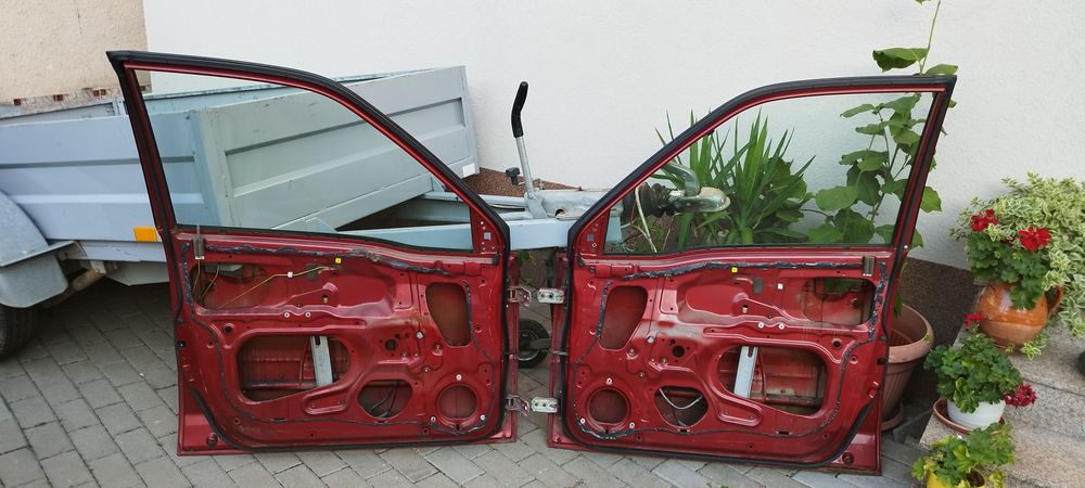 Uși Suzuki grand vitara model 1998 - 2005