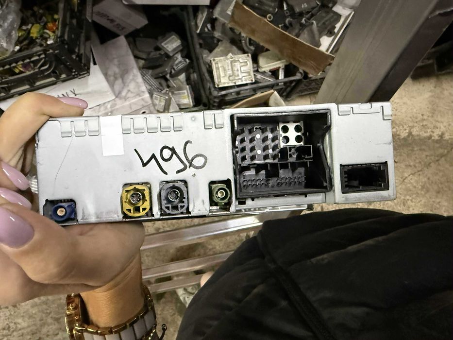 MEDIA,Радио,Навигация,Чейнджър 8T2 035 666 Е ном 496