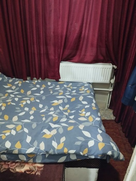 Уй сотилади 2 хона 3 хона килинган ойнаклар Акфа отопление бор