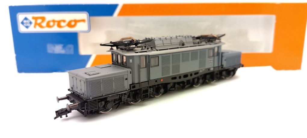 Locomotiva Roco E 94