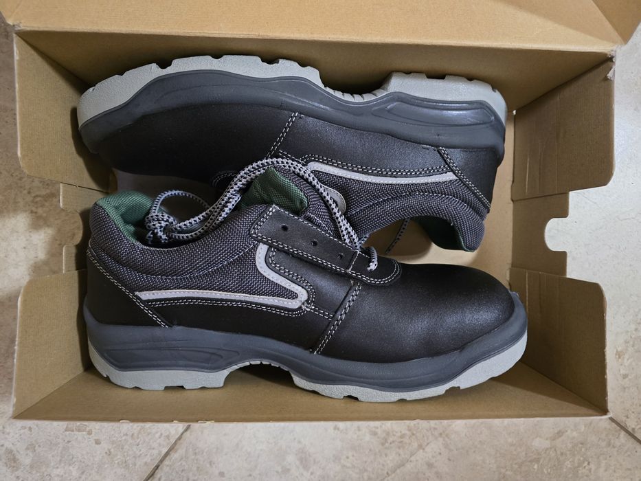 Нови мъжки работни обувки OFMA