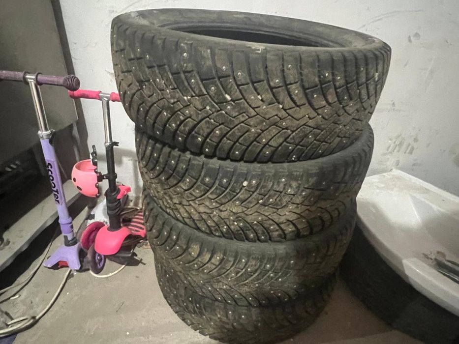 Зимние шины R19 235/55