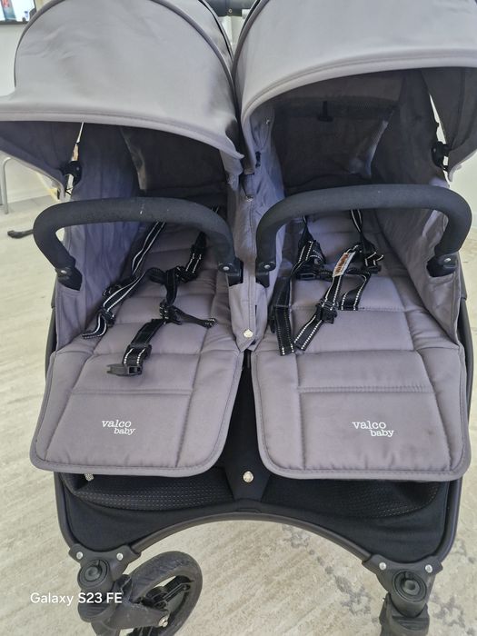 Коляска егіздердің сатылады