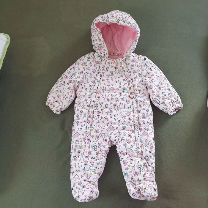 Космонафтче +дрешки за момиченце