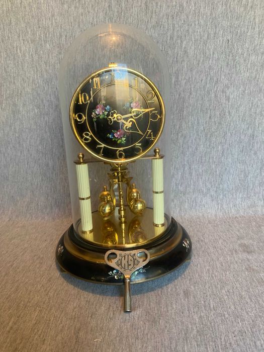 часовник  куполен