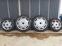 Roti tehnologice înguste tractor 9.5 r44 8.3 r32 9.5 r44 cu 9.5 r32