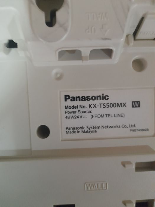 Стационарный телефон Панасоник.