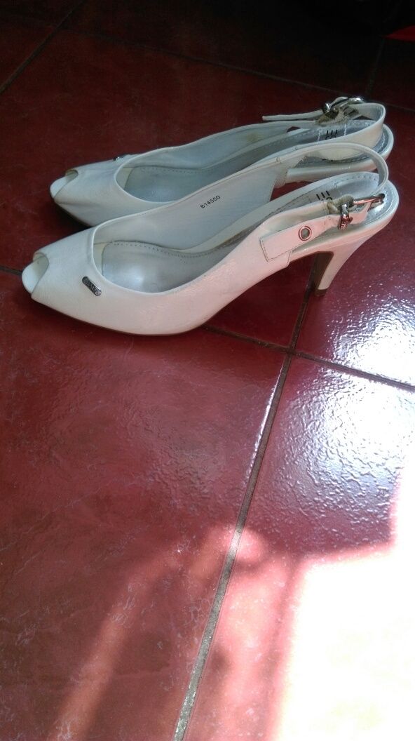 Pantofi( sandale) Esprit dama eleganti( mireasa)