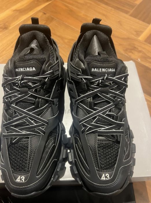 Balenciaga Track