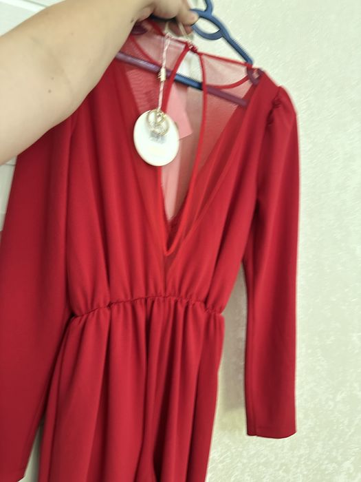 Продам комбинезон вечерний новый Италия