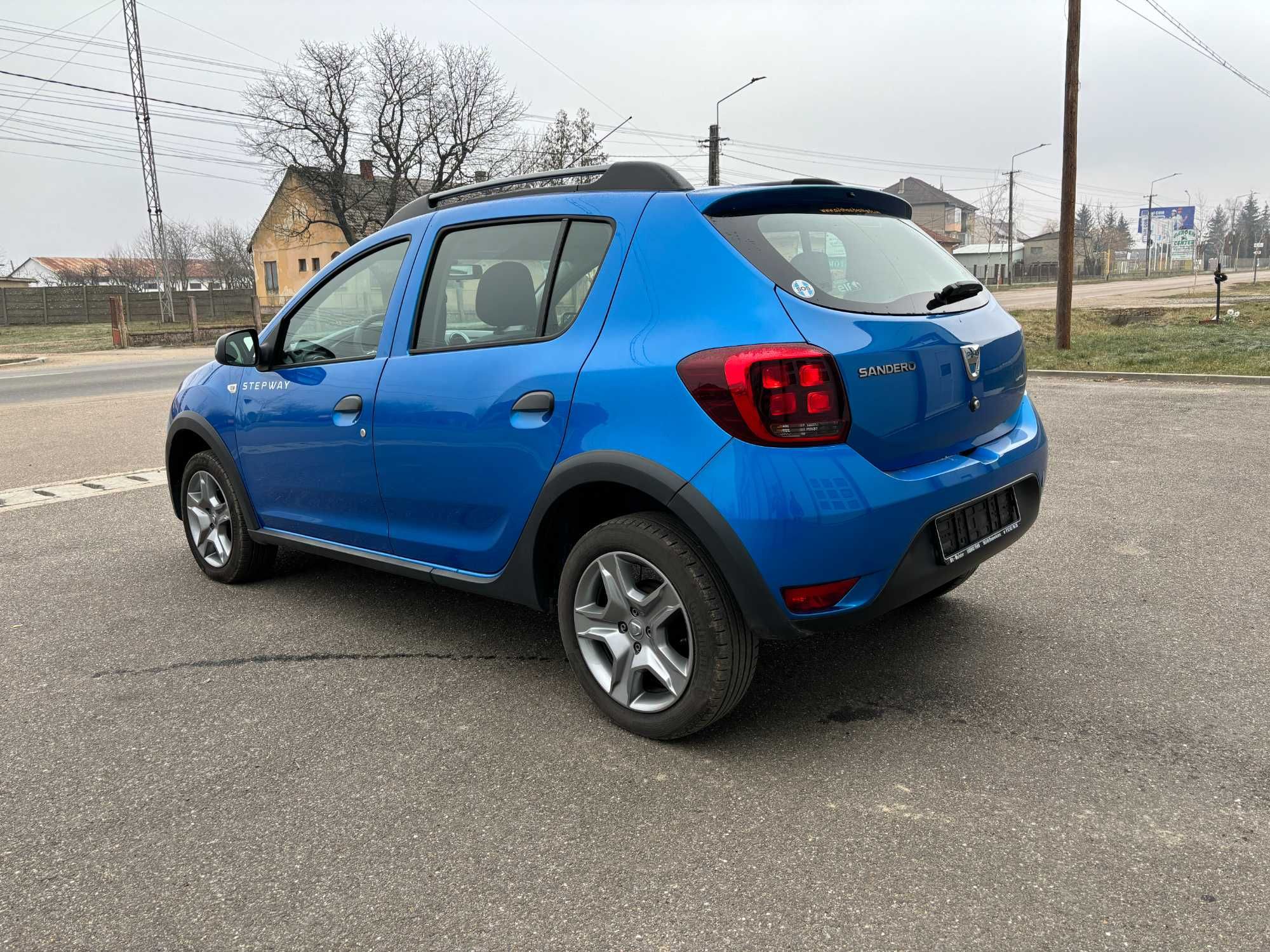 DACIA SANDERO STEPWAY / 2020 / 1.0 BENZ 75 CP / 35.000 km