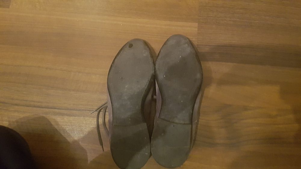 Pantofi Barbati Hugo Boss Piele intoarsa Gri Nr. 40 Originali!