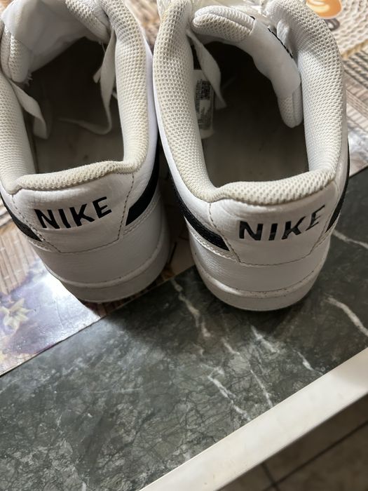 Nike folosit de 5 ori impecabili