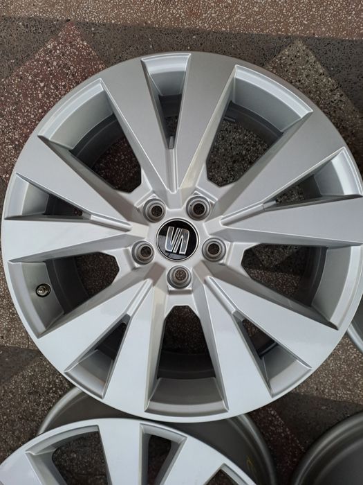Сеат Фолксваген Шкода Ауди  5×100 17цола  6 1/2 J Ет 48 57.1 ц.отвор