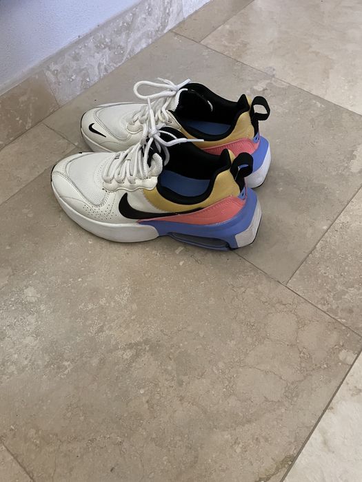 Adidasi Nike marimea 36,5