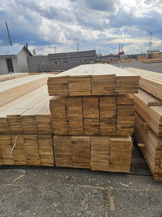 Cherestea diferite dimensiuni și lungimi