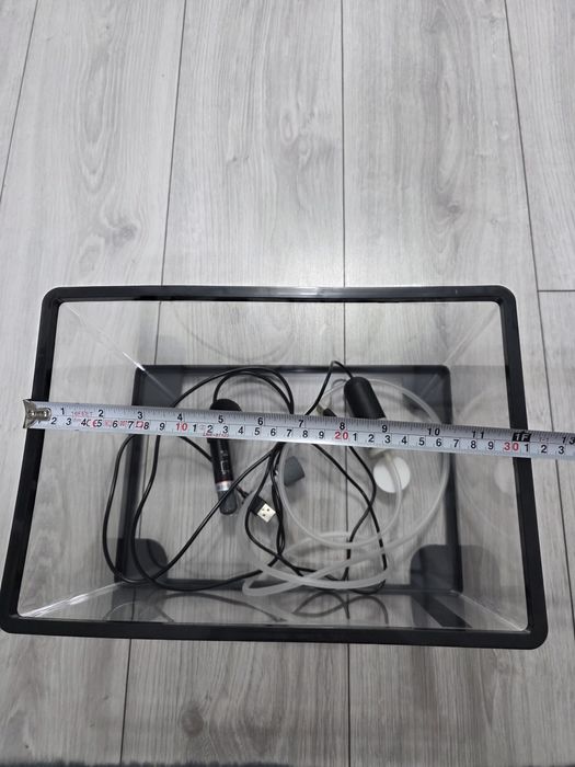 Acvariu pesti cu pompa de oxigen si incalzitor apa