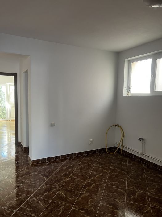 Apartament 3 camere, Parter-Zona Sucpi, Lăpuș, Decebal
