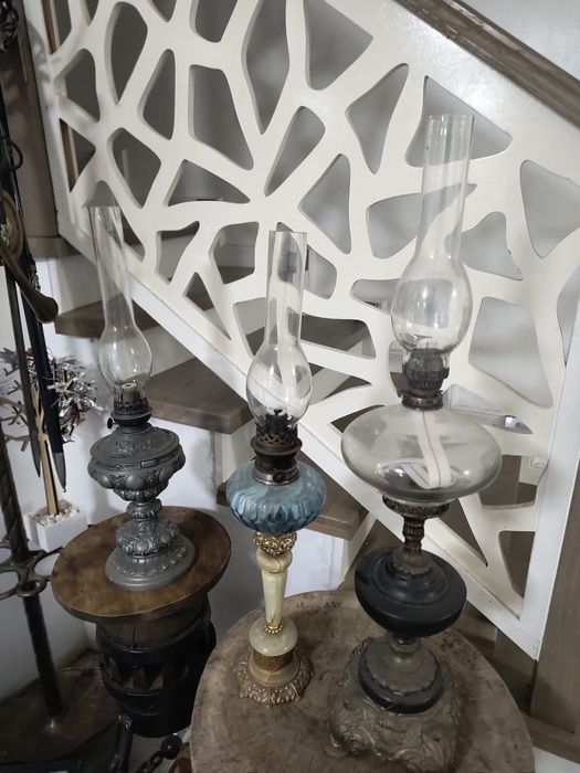 Lampi vintage pe gaz