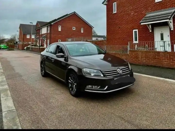 Dezmembrez vw passat b7